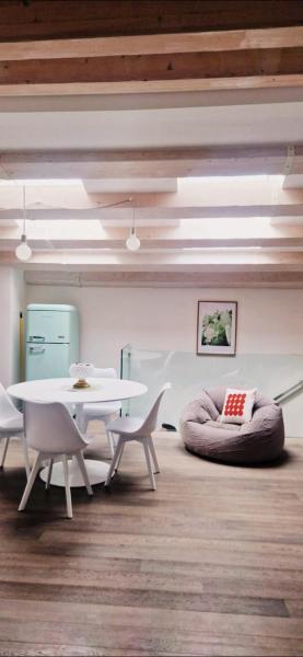 2 Sicilie Rooms and Suite in Centro